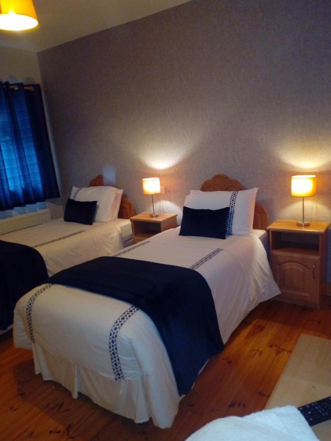 Inny River Lodge Rathowen Екстериор снимка