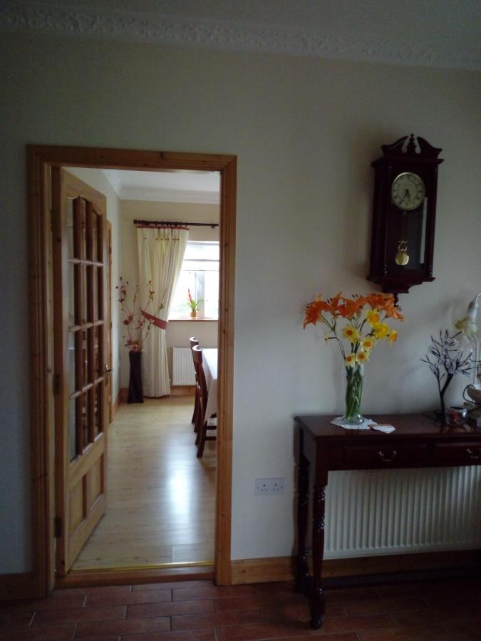 Inny River Lodge Rathowen Екстериор снимка